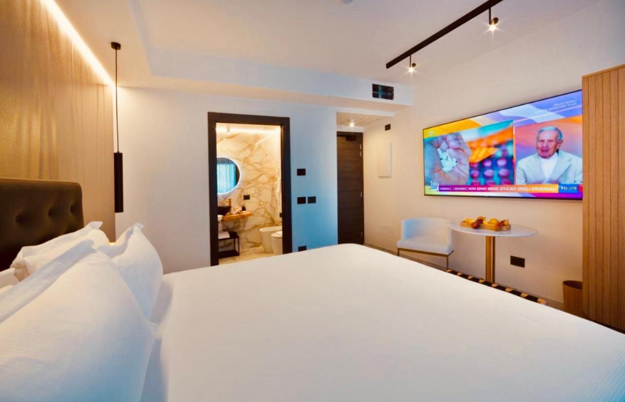 Boutique Hotel シルミオーネ エクステリア 写真
