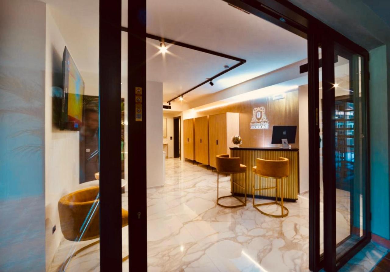 Boutique Hotel シルミオーネ エクステリア 写真