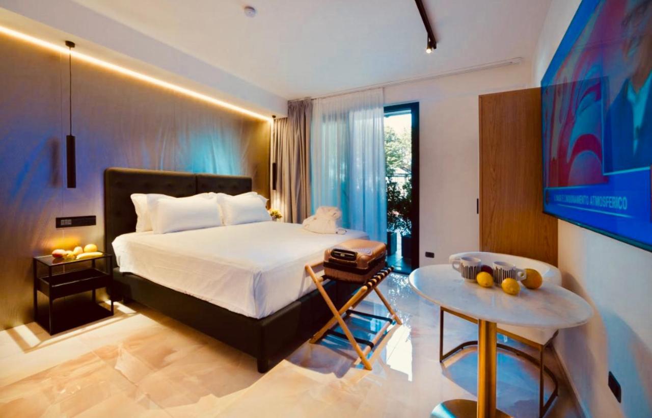 Boutique Hotel シルミオーネ エクステリア 写真