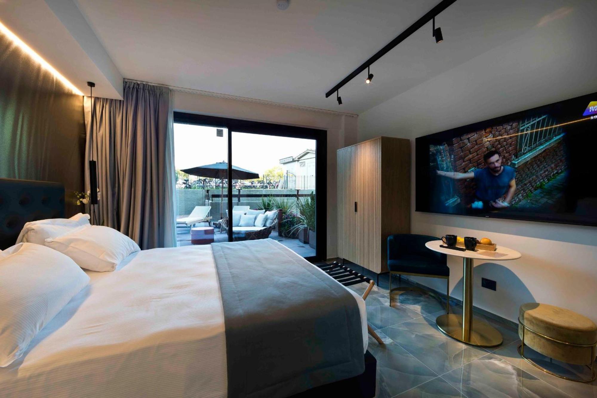 Boutique Hotel シルミオーネ エクステリア 写真
