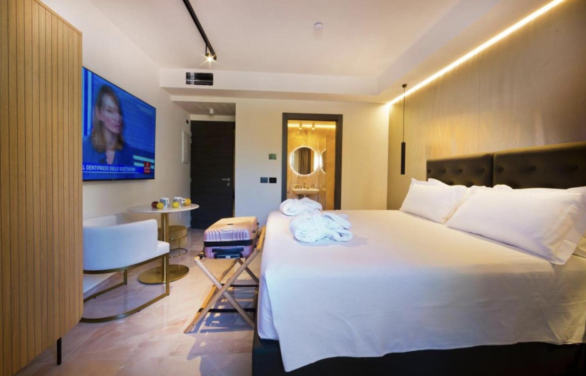 Boutique Hotel シルミオーネ エクステリア 写真