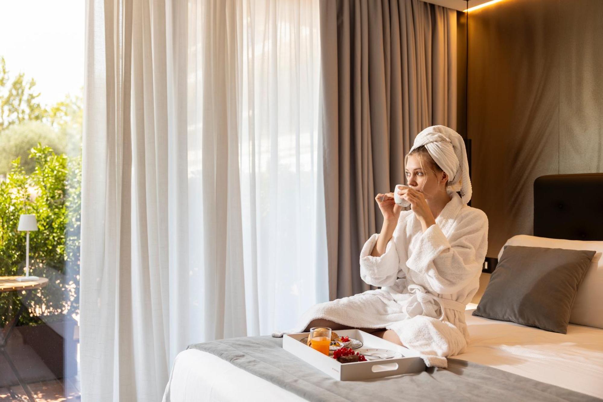 Boutique Hotel シルミオーネ エクステリア 写真