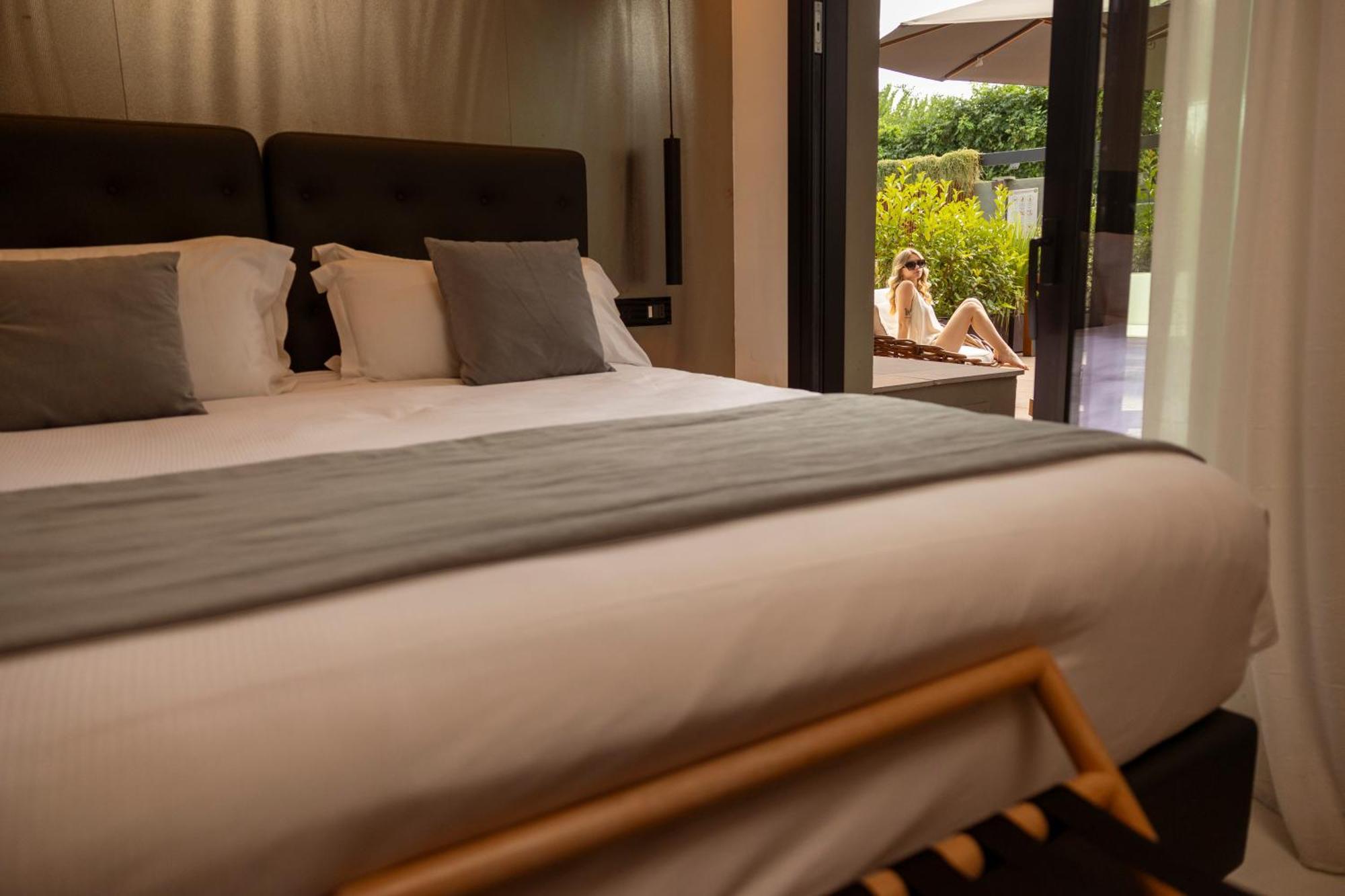 Boutique Hotel シルミオーネ エクステリア 写真